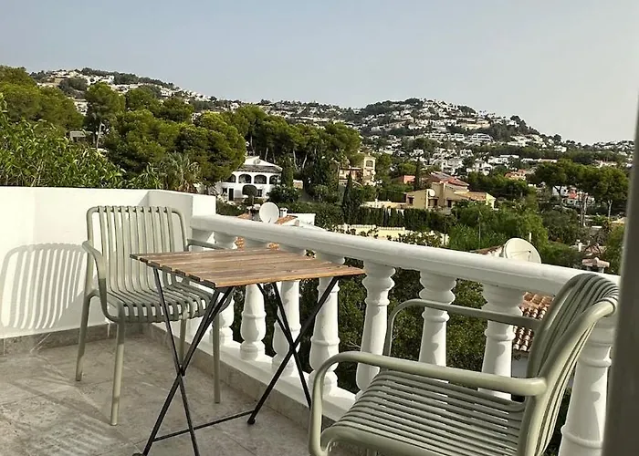 Beautiful House In Moraira With Shared Pool 度假居