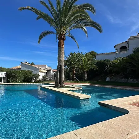 Casa de Férias Beautiful House In Moraira With Shared Pool Teulada
