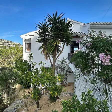 Casa de Férias Beautiful House In Moraira With Shared Pool *