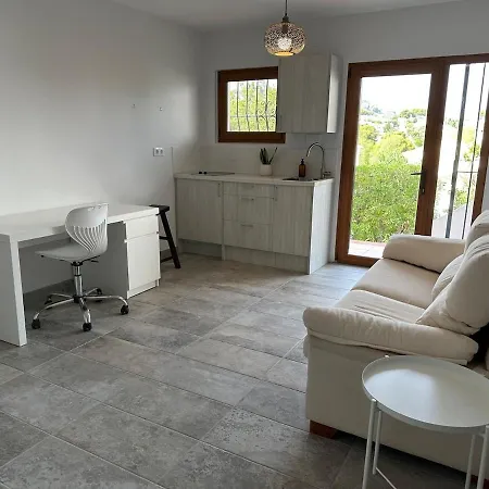Beautiful House In Moraira With Shared Pool Hébergement de vacances